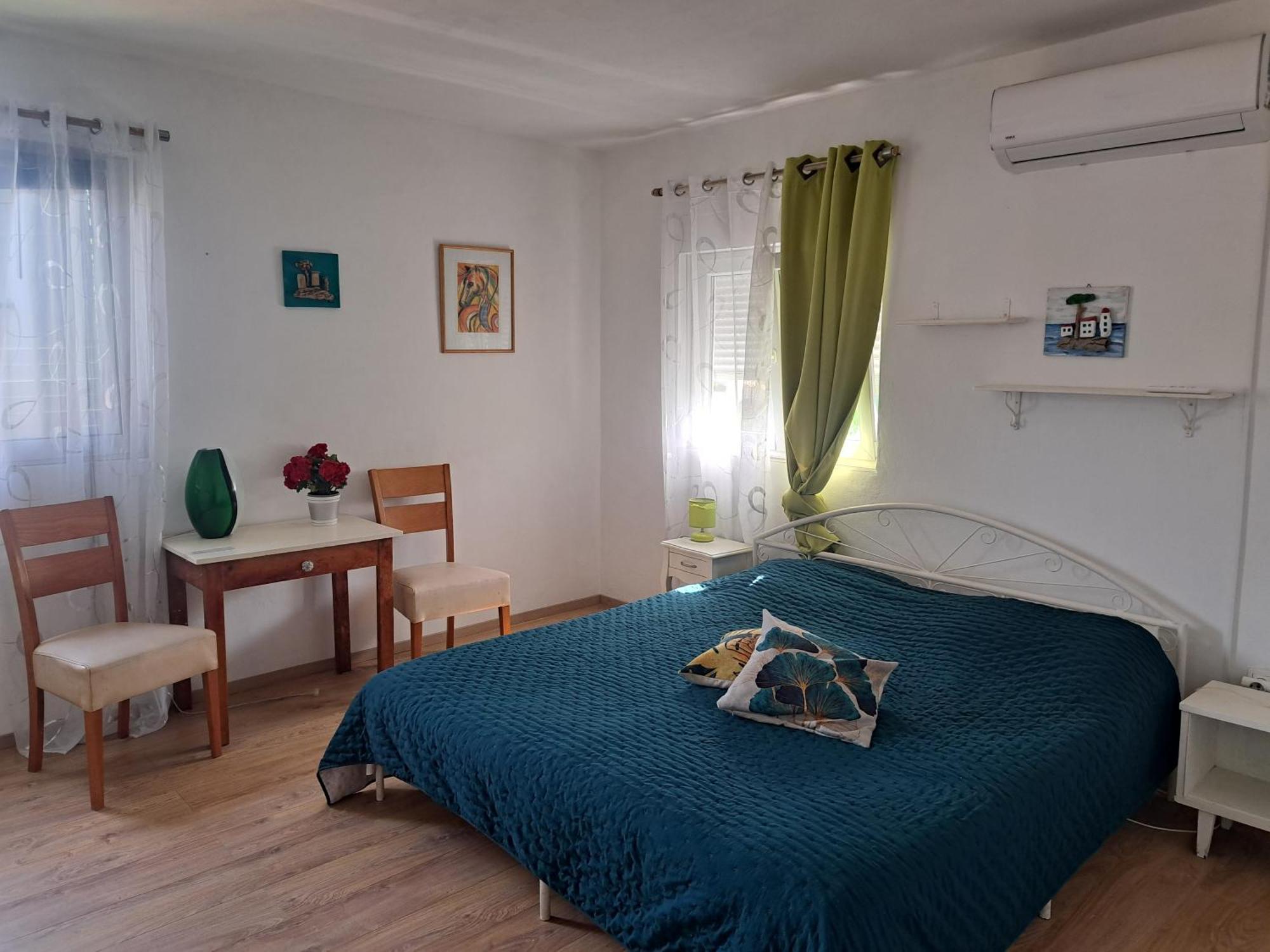 Smjestaj Latica Hotel Vela Luka Bilik gambar