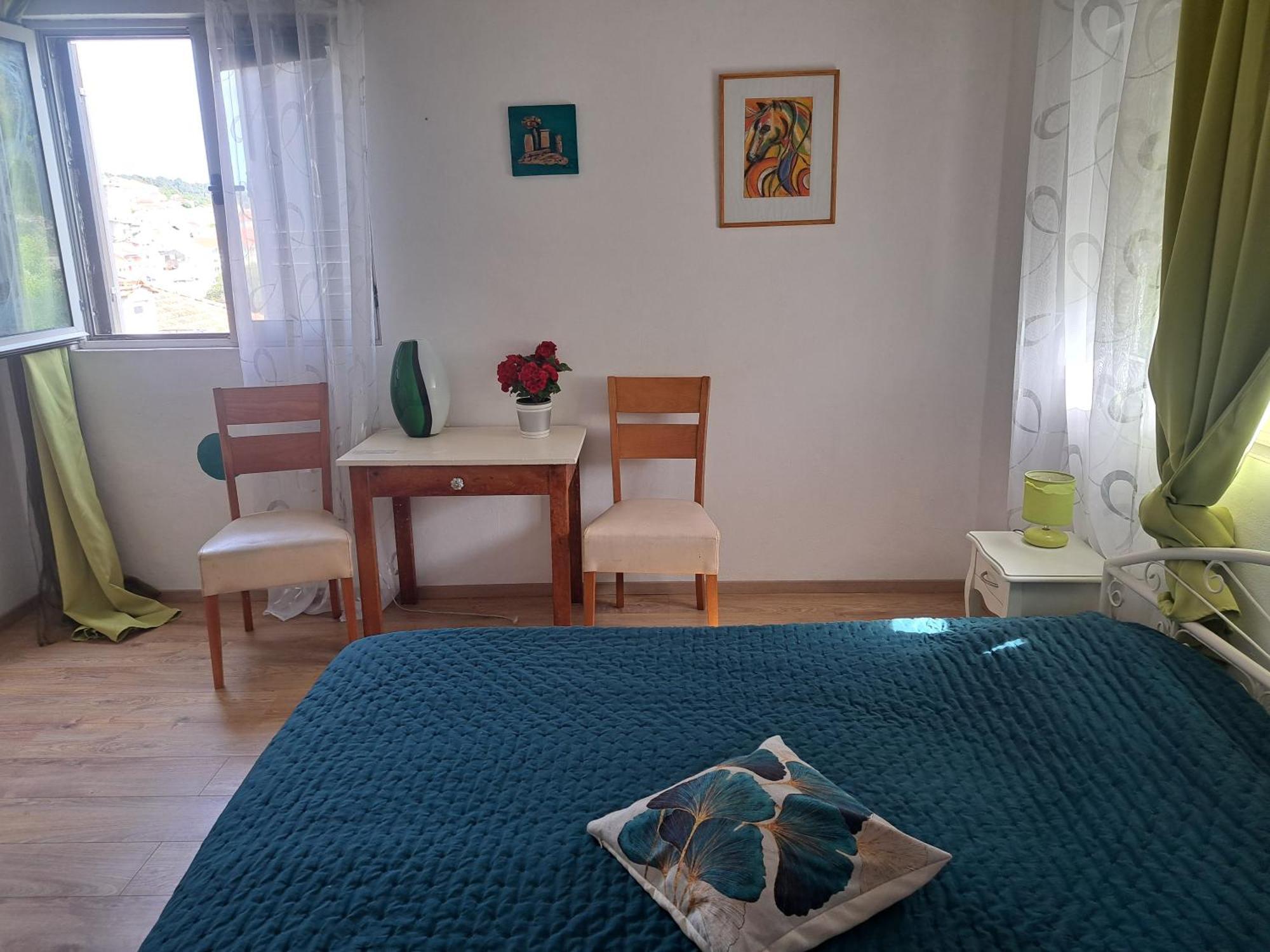 Smjestaj Latica Hotel Vela Luka Bilik gambar